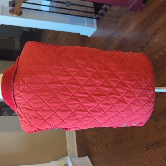 Vtg. Red Vest Chavarari Germany Bavarian quilted vest corduroy collar sz S - Picture 3 of 13